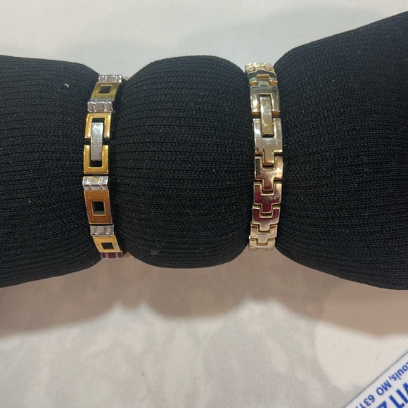 Vintage Timex watch with George watch - Picture 4 of 7